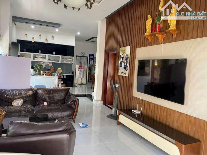 BIỆT THỰ BIỂN LONG HẢI - BRVT; CĂN NHÀ TÂM HUYẾT GIA CHỦ CẦN BÁN GẤP  🌈🌈🌈DT : 720m2-