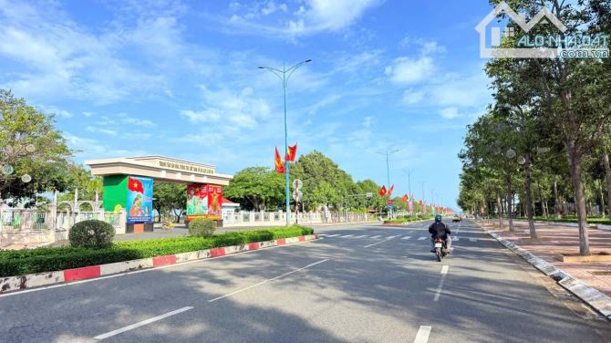 MẶT TIỀN TỈNH LỘ 44A - VÕ THỊ SÁU NGAY TRUNG TÂM XÃ ĐẤT ĐỎ - TP HCM 🌈 DT  564,5M2