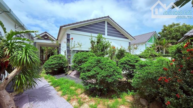 SANG LẠI KHU NHÀ VƯỜN 1000M2 GẦN BIỂN – XÃ ĐẤT ĐỎ, TP.HCM