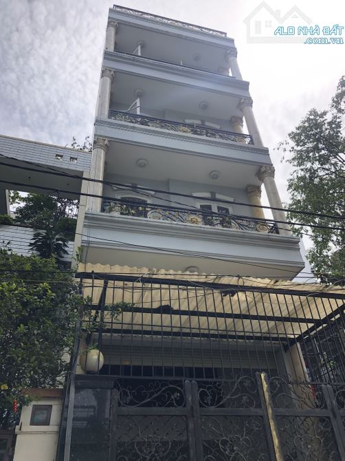 Chính chủ bán gấp nhà HXH Tam Đảo, P15. Quận 10. DT: 4.5x12m, 4T.Giá; 12.5 Tỷ