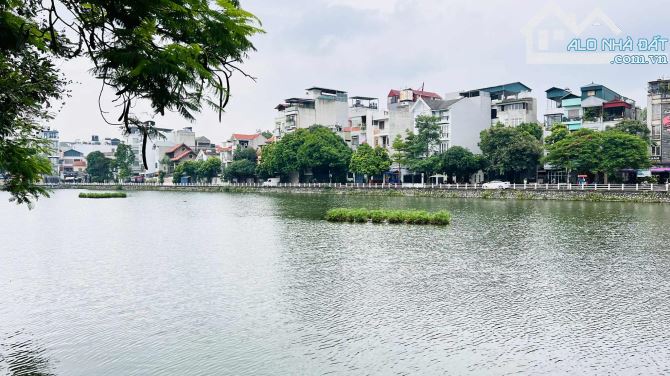 bán nhà lô góc mặt phố Long Biên, 100m x 7 tầng, mặt tiền 5.8m, view hồ, ôtô tránh, kinh