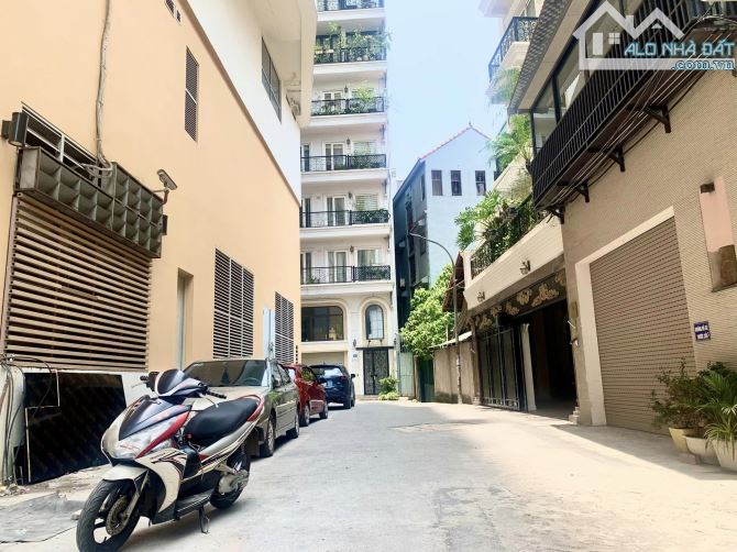PHÂN LÔ PHÚ DIỄN ĐH TÀI NGUYÊN TÒA CĂN HỘ 80 Tr/ Th NGÕ THÔNG OTO TRÁNH 60m MT 5.8m