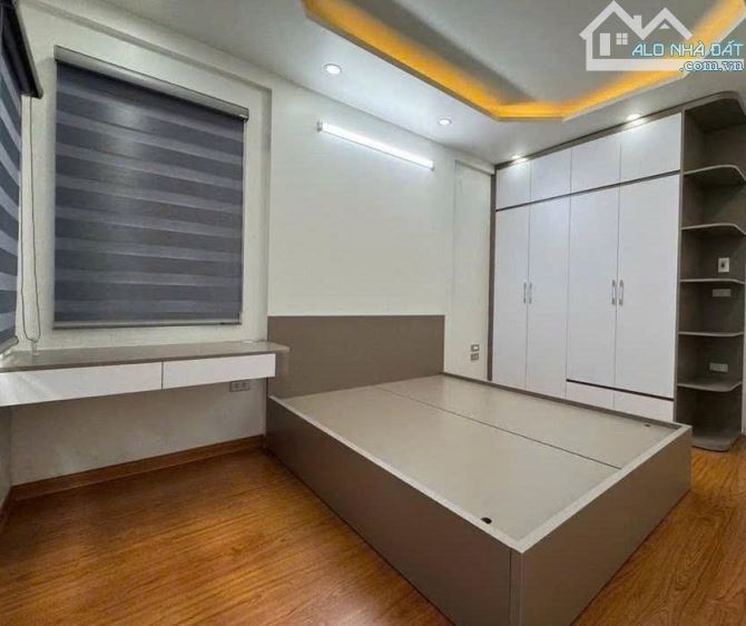 BÁN NHÀ DI TRẠCH_GIÁP ĐÔ THỊ, Ô TÔ ĐỖ CỬA, LÔ GÓC, 5 TẦNG, GIÁP VÀNH ĐAI 3,5, CHỈ 5X TỶ