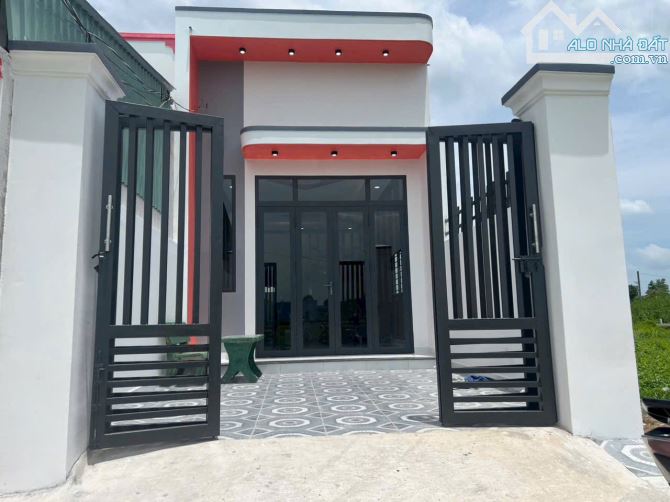 Nhà Cấp 4 Xây Kiên Cố 4 x 25m Đường Xe Hơi Full Nội Thất Sẵn. Sổ Hồng Riêng Thể hiện đường