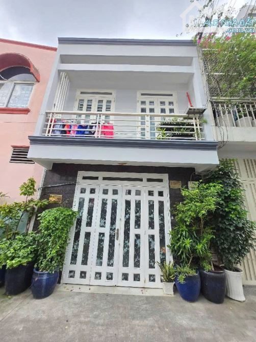 Bán nhà HXH 8, 2 tầng dt 29m, Bùi Thị Xuân, Phường 3, Tân Bình, giá nhỉnh 4 tỷ
