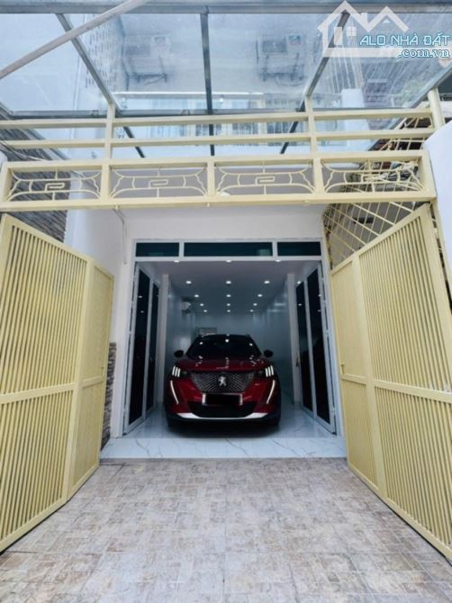 Nguyễn Sơn 83m 3 tầng 18 tỷ gara ô tô, ngõ thông ô tô tránh