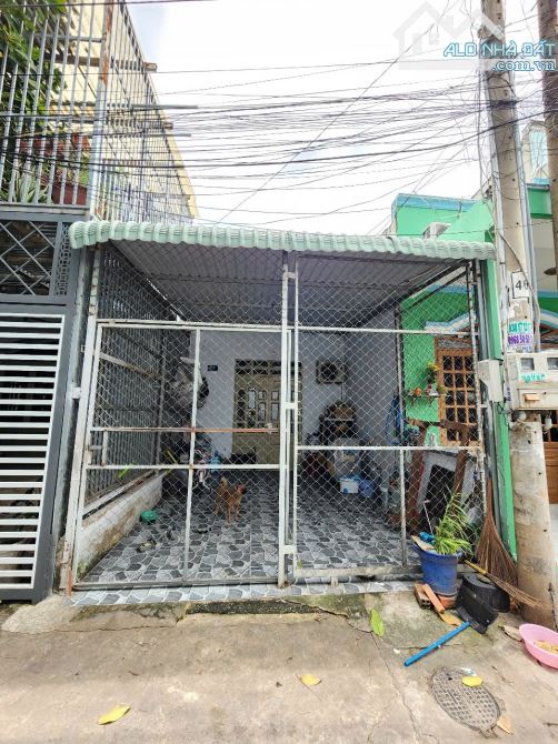 Bán nhà cấp 4 (4x18m), hẻm Phan Bội Châu p. Dĩ An gần trường cấp 1,2,3