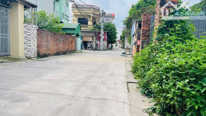 Chính chủ bán đất Phù Lỗ, Sóc Sơn, giáp vườn hoa Phù Lỗ 42m Full thổ nhỉnh 2 tỷ xíu