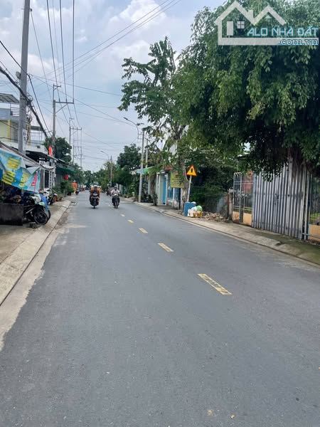Đất Mặt Tiền , đường 12m, Cách Đường Đặng Thúc Vịnh 500m