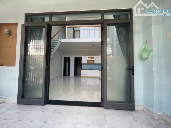 Bán nhà 2 tầng - Hẻm 6m - Đường Huỳnh Tấn Phát - Nhà Bè - 55m2 - Giá 3,7 tỷ