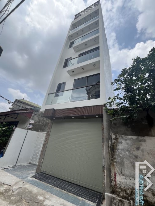 Bán nhà Bất Khối Long Biên 50m x 6 Tầng Giá 9,8 Tỷ Ô Tô Thang Máy Nhập Khẩu