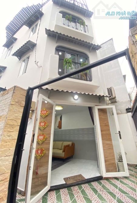 Bán nhà căn góc đẹp, 4 tầng, 49m2, Nguyễn Duy Cung, P12, Gò Vấp, SHR, chỉ 4.5 tỷ