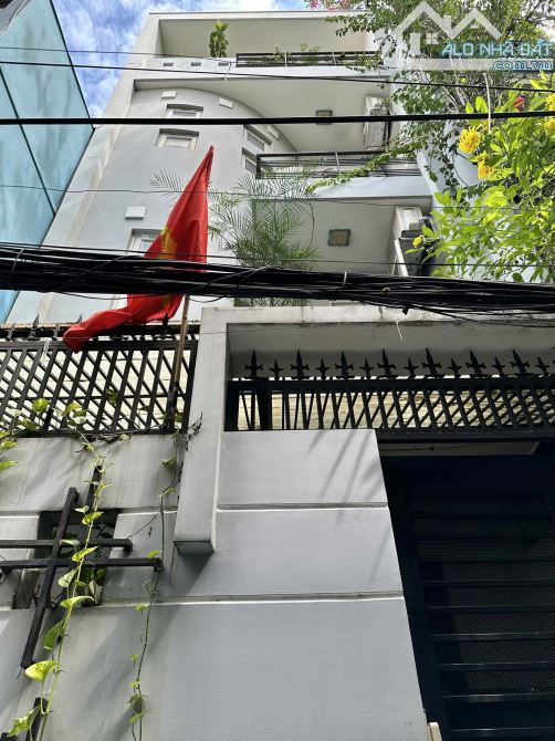 Bán nhà Trần Quang Diệu Quận 3 đúc 4 tầng 70m2 ngang 4.5m nhỉnh 11 tỷ tl