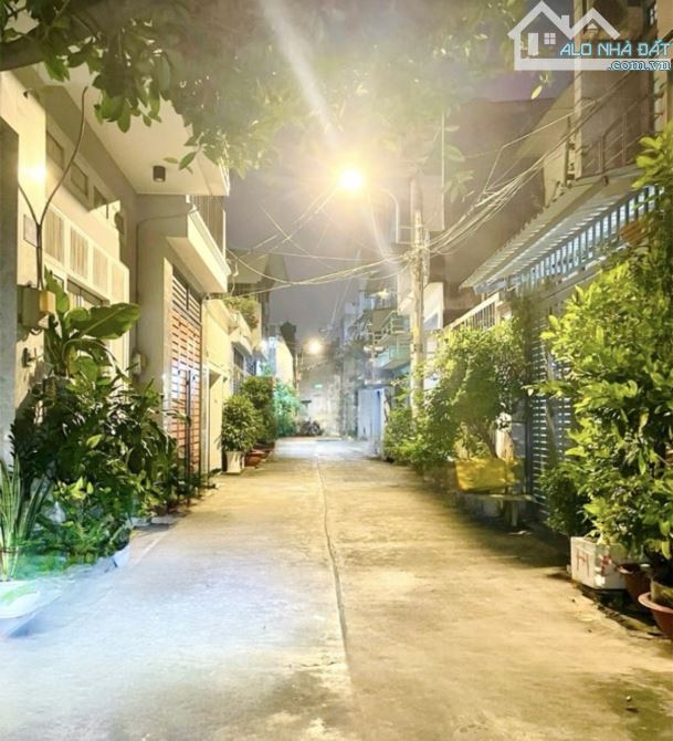 Bán nhà đẹp, khu Vip AEON, Bờ Bao Tân Thắng, Tân Phú, 60m2, 4 tầng , giá 6,96 tỷ