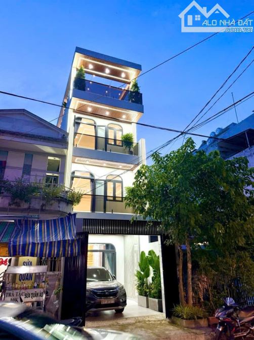 MẶT TIỀN GẦN QUANG TRUNG - 4 TẦNG - 4,3X17 - 4PN - 70M2 - GIÁ 11.X TỶ