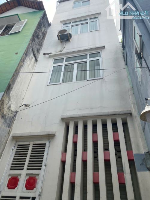 Bán nhà 206/1 Sư Vạn Hạnh (DT: 3,7x16m 3 lầu đẹp) p02 quận 10 - giá 13,5 tỷ