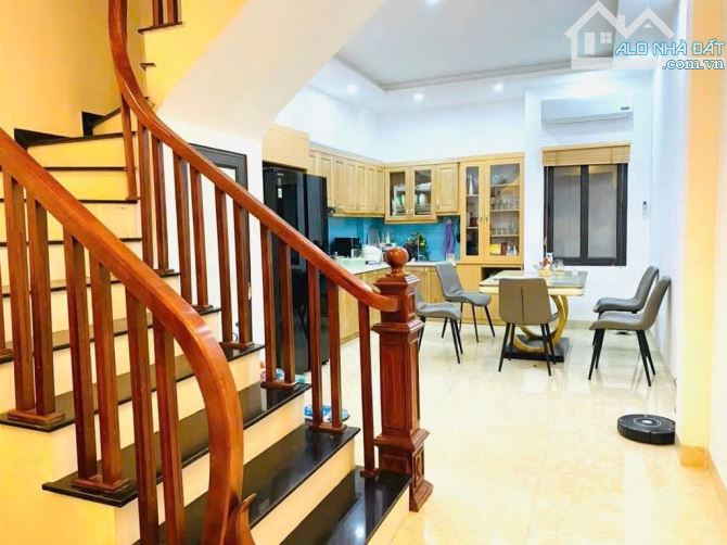 NHÀ ĐẸP TÔ HIỆU, HÀ ĐÔNG, 5 TẦNG, PL OTO TRÁNH, THÔNG 3 PHỐ, TIỆN ÍCH VIP, Ở SƯỚNG: 12,5 T