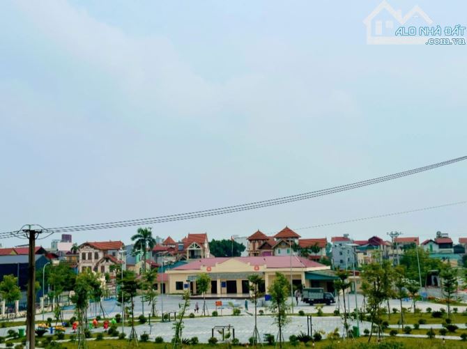 THÀNH PHỐ VEN SÔNG – ĐẤT ĐẸP NHƯ MƠ– Ô TÔ VÀO TẬN NHÀ 🌺 🔥 Giá yêu thương: nhỉnh 5 tỷ