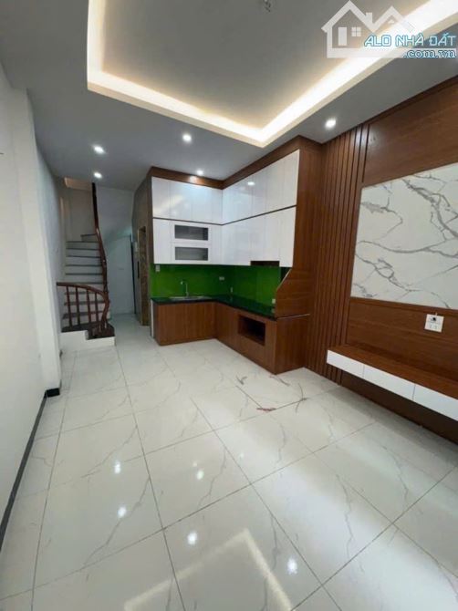 💥💥NHÀ 30M* 5 TẦNG,  6 TỶ, THANG MÁY, NGÕ Ô TÔ QUA- KIẾN HƯNG, HÀ ĐÔNG💥💥