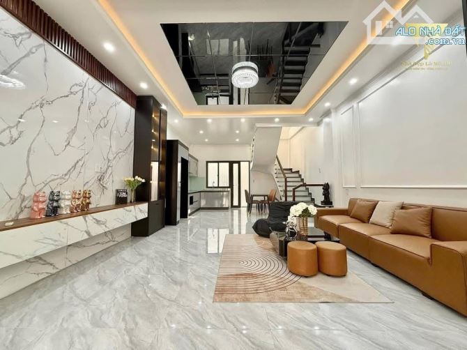 🏠 BÁN NHÀ ĐỘC LẬP 3 TẦNG – SÂN CỔNG RỘNG – MIẾU HAI XÃ – GIÁ CHỈ 3,4 TỶ