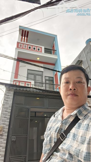 Bán Nhà Bùi Tư Toàn,  Hẻm 7m thông, 3 Tầng - 60m2, 4 phòng ngủ nhỉnh 5 tỷ