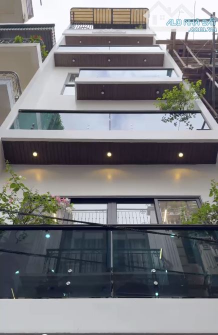 🏡 BÁN NHÀ NGUYỄN VĂN CỪ – 7 TẦNG - THANG MÁY – OTO TẬN CỬA - NGÕ THÔNG RỘNG