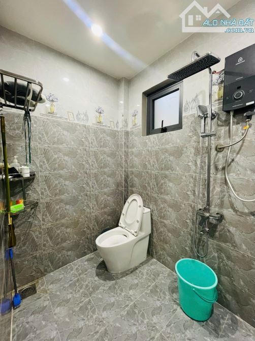 🏡Hàng hiếm Bán nhà tâm huyết hẽm ô tô, Dt : 90m2  đường Hùng Vương,p10,phường Lâm Viên - 11