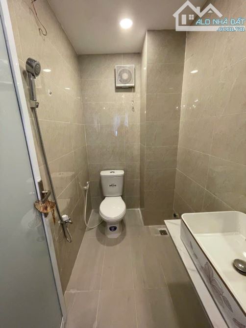 BÁN NHÀ 5 TẦNG FULL NỘI THẤT CHÂU ÂU – NGAY NGUYỄN THIỆN THUẬT, Q3 – CÁCH CHỢ BÀN CỜ 2P - 11