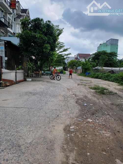Nhà C4 1/ đường Hiệp Thành 13, P. Hiệp Thành, Q12, dt 93m2 ( 4 x 23 )💰5.2Tỷ - 1