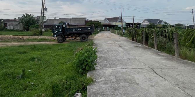 Ngộp Quá Bán Nhanh Đất-Gần Chợ Hàm Mỹ-Xã Tuyên Quang-Lâm Đồng-DT 1Ha - 1