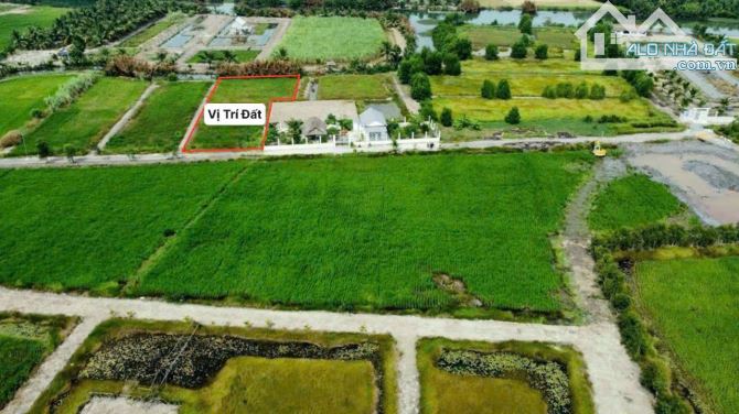 Phước Khánh đất vườn đường xe hơi mặt rạch giá 2,xxx tỷ /1300m Điện nước máy đầy đủ - 1
