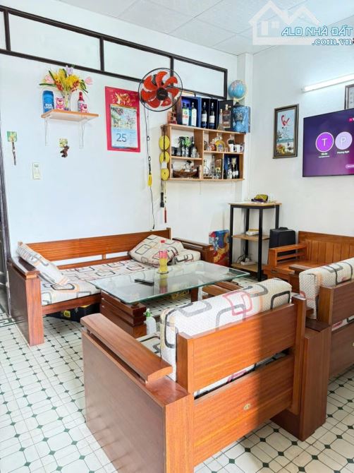 Bán nhà mặt tiền Trần Kế Xương, P.7, Phú Nhuận: 4,2 x 25, giá 23,5 tỷ - 1
