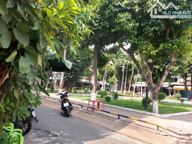 Hơn 100tr/m2 Nhà 7.6x15M ngang to ít còn - HXH Nguyễn Oanh P17 Gò Vấp - 1