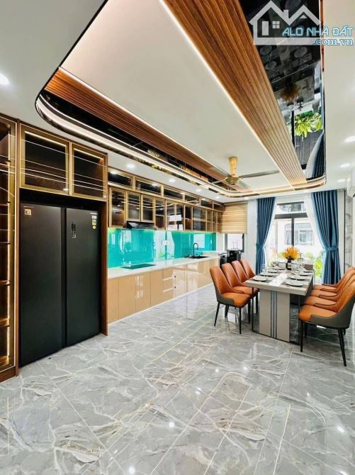 Kẹt tiền! Bán gấp nhà(3PN 4WC) Phùng Văn Cung,Giá 4tỷ550 Hẻm 5m,GX Phú Hạnh - 1