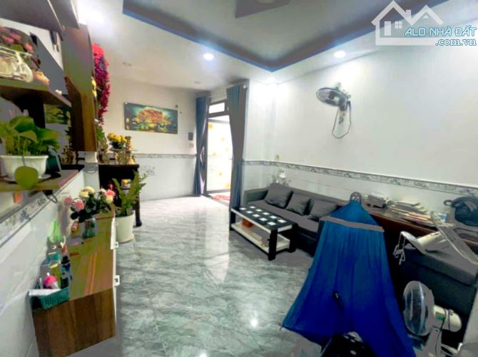 Nhà đẹp mới Gò Vấp, đường Phạm Văn Bạch, 56.4 m2, nhỉnh 3 t - 1