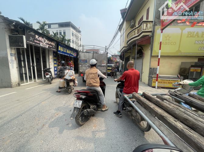 Nhà đẹp cạnh vành đai 3.5 35m2 mặt tiền 5m 5 tầng ô tô đỗ cửa tiện ích nhiều 4 tỷ 3 - 1