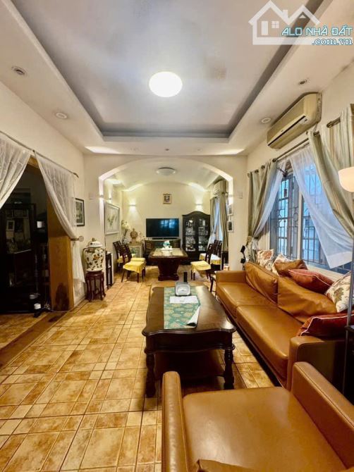 BÁN BIỆT THỰ LÀNG KIẾN TRÚC PHÒNG CẢNH VÕNG THỊ SÁT HỒ TÂY, 175M, LÔ GÓC, Ô TÔ TRÁNH, 60T - 1