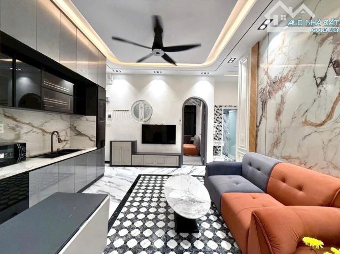 TOÀ CĂN HỘ VIP 5 TẦNG GÓC 2 MẶT TIỀN TRẦN THÁNH TÔNG, 174M2, CHỈ NHỈNH 26 TỶ - 1
