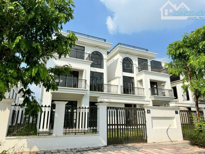 Siêu hiếm! Nhà đẹp giá tốt! Bán biệt thự Hud mê linh central 260m2 x 4 tầng MT 10m - 1