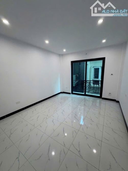 💥💥NHÀ 30M* 5 TẦNG,  6 TỶ, THANG MÁY, NGÕ Ô TÔ QUA- KIẾN HƯNG, HÀ ĐÔNG💥💥 - 1