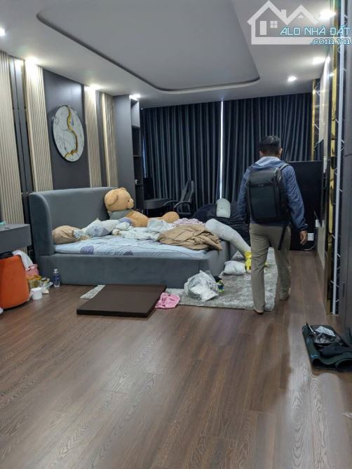 nhà mặt tiền 67m2 tiện kinh doanh, ngay công viên làng hoa, 4 tầng. - 1