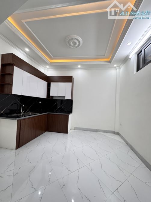ĐÌNH THÔN - 35M x 5 TẦNG - NHỈNH 7 TỶ - Full đồ - Nhà đẹp dân xây - 1