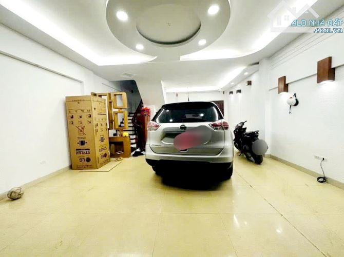 Bán nhà 2 thoáng Đặng Tiến Đông Đống Đa 65m 5T Gara Ô tô hơn 19 tỷ - 1