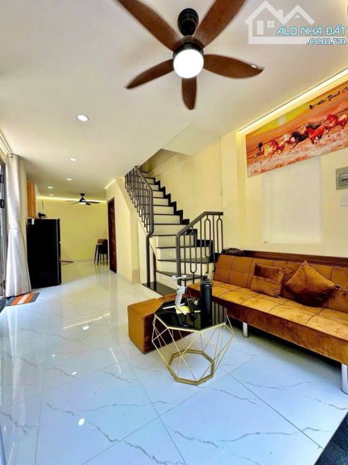 NHÀ LÔ GÓC 2 TẦNG – TRẦN VĂN ĐANG, Q3 – Ở NGAY, KINH DOANH TỐT, FULL NỘI THẤT CAO CẤ - 1