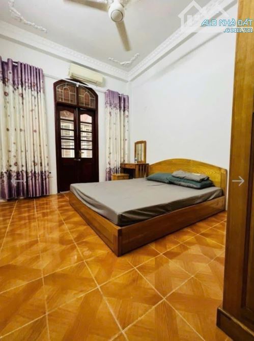 XUÂN THUỶ - DIỆN TÍCH RỘNG - Ô TÔ 4 CHỖ QUA NHÀ - 45M - 13.8 TỶ - 1