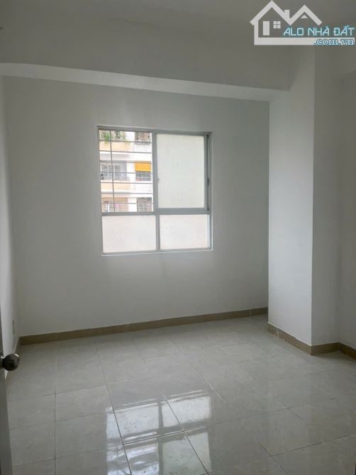 Cần bán căn hộ chung cư Ngô Gia Tự Block B 83m², 2PN, 2WC căn góc (cải tạo được 3PN) - 1