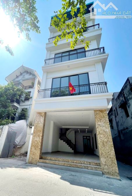 BÁN NHÀ LÔ GÓC MẶT PHỐ NGUYỄN HY QUANG ĐỐNG ĐA GARA KINH DOANH 55M² HƠN 25 TỶ - 1