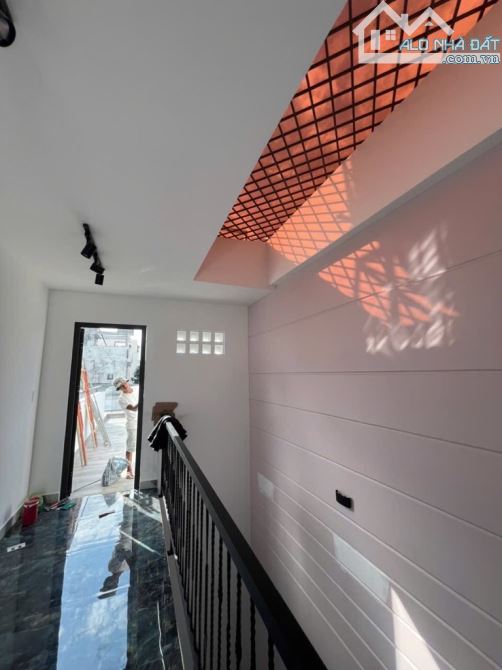 💥 Siêu phẩm 3 tầng Mã Lò - ngay sát khu Tên Lửa - 102m2 - hẻm xe hơi 6m - nhỉnh nhẹ 7 tỷ - 12