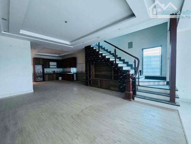 Bán nhà 3 tầng Phố Vân Trì Vân Nội ( Phúc Thịnh ) Đông Anh , mặt phố vỉa hè kinh doanh - 2