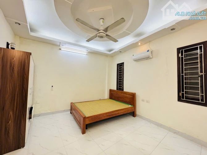 Bán nhà Khương Hạ Thanh Xuân 30m2, 6 tầng, ngõ thoáng gần ô tô, giá tốt nhỉnh 6 tỷ - 2